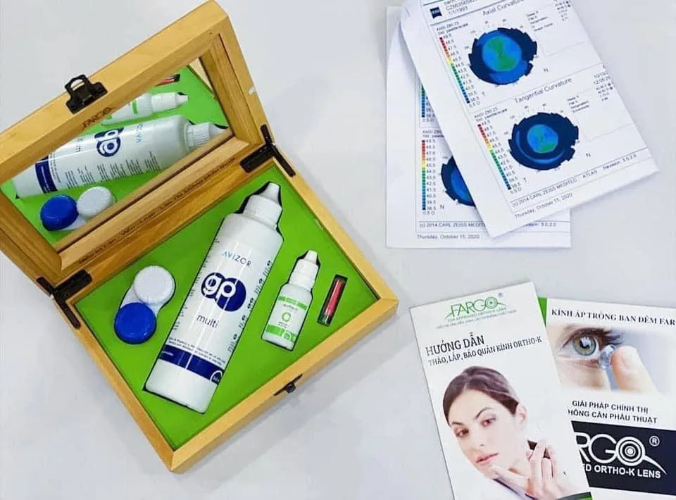 mắt kính bến tre