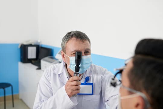 khám mắt bến tre