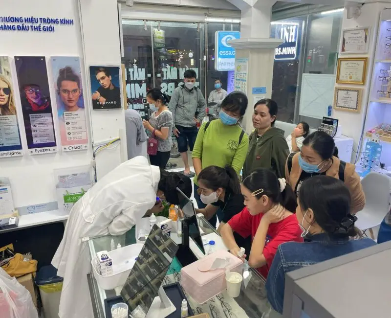 kiểm soát cận thị bến tre