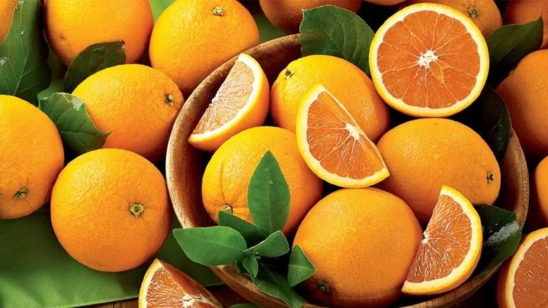 Cam giàu vitamin C trong chế độ dinh dưỡng cho mắt
