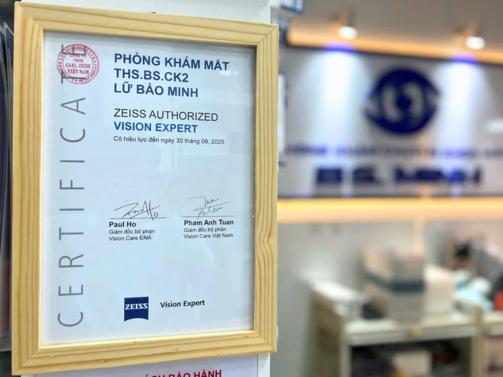 Phòng khám mắt và mắt kính Bến Tre đạt chuẩn Zeiss Vision Expert