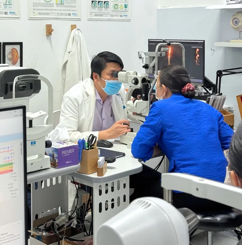 Khám mắt tổng quát tại Phòng khám mắt BS Minh Bến Tre