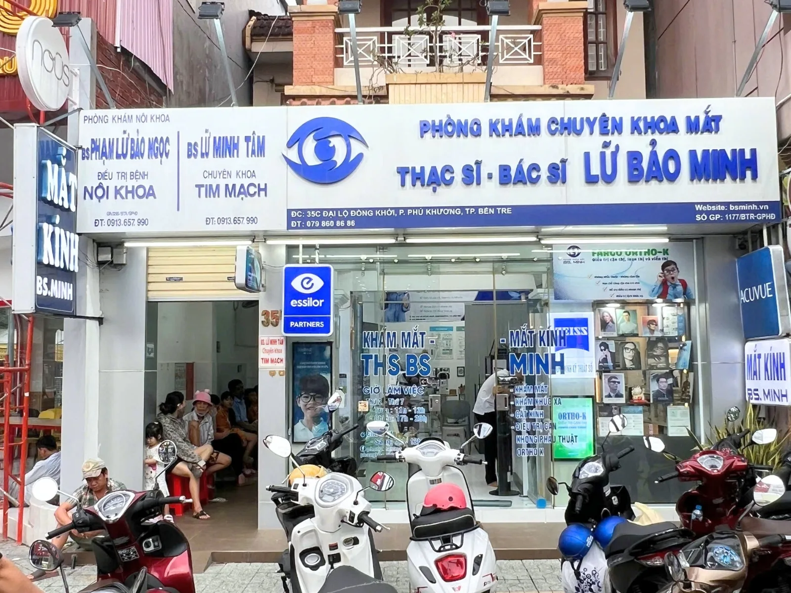 Phòng khám mắt gần trung tâm bến tre