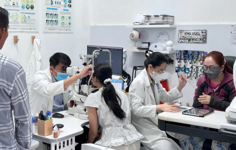 Đo kính người dùng máy tính