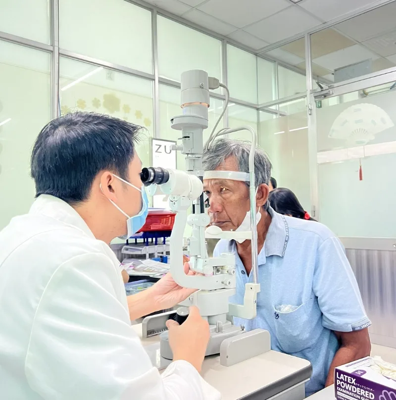 Khám cườm khô tại Bến Tre