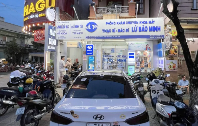 kham mat ben tre cho nguoi o huyen