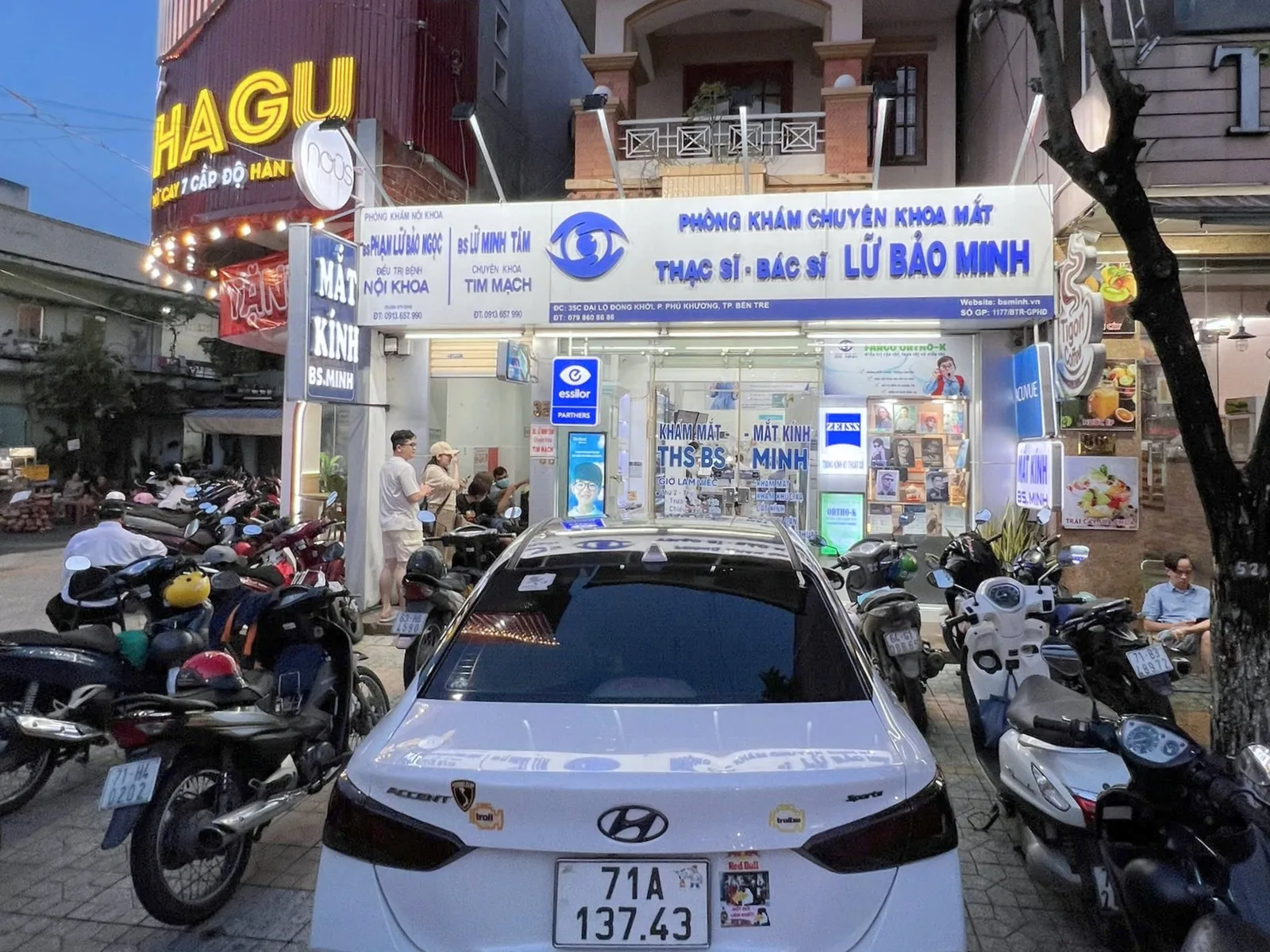 kham mat ben tre cho nguoi o huyen