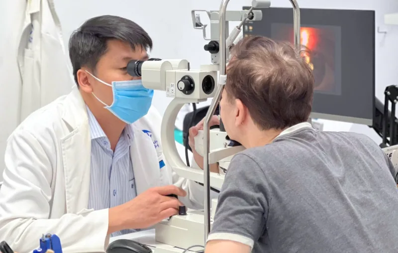 Khám mắt cho người ở Mỏ Cày: dấu hiệu cần đi sớm