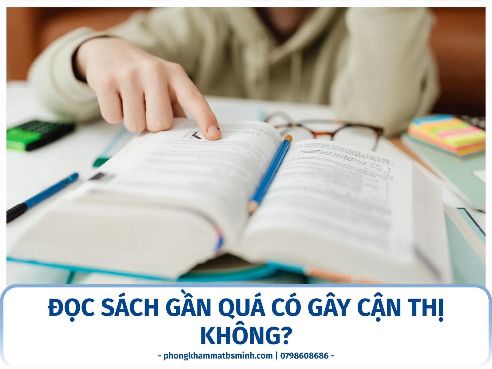 Đọc sách gần quá có gây cận thị không?