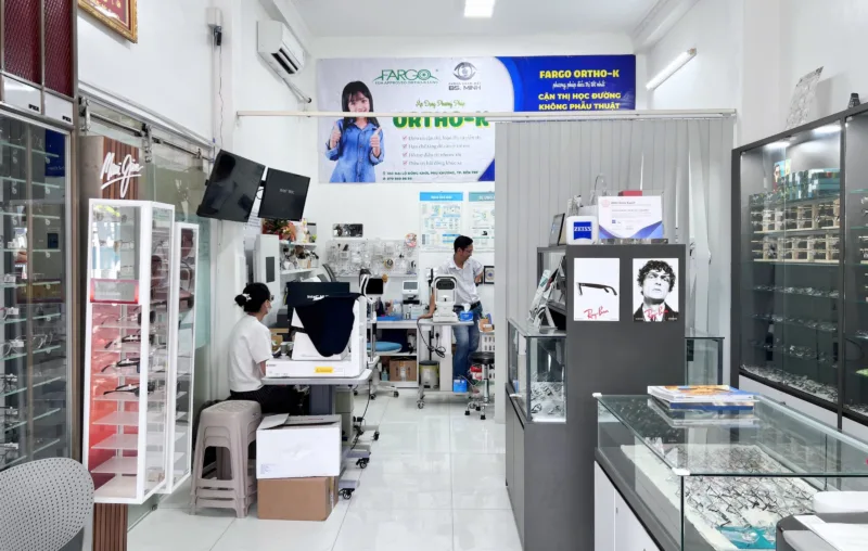 Khám mắt ngoài giờ Bến Tre